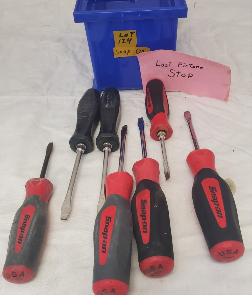 Lot of 7 Snap On Tools RED Soft Grip Flat Tip Screwdriver Set LOT-124