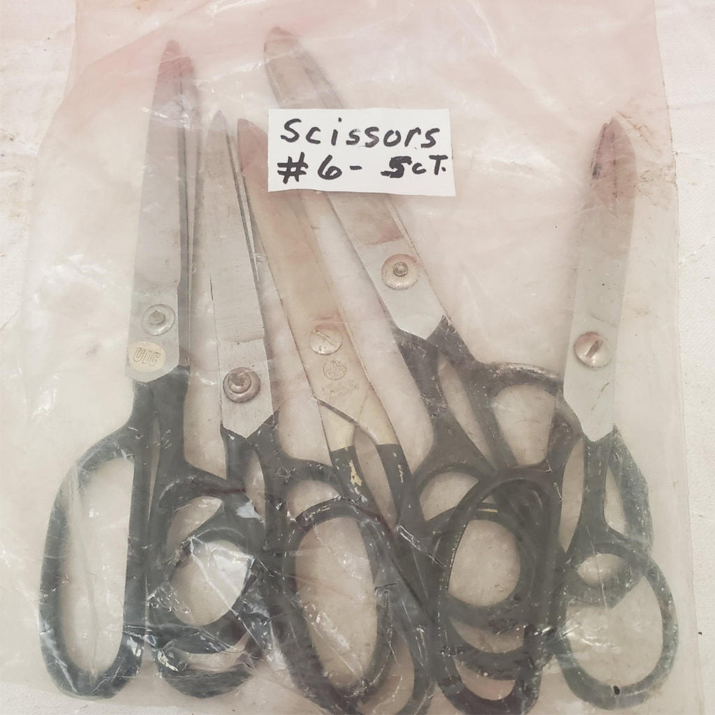 Lot of 5 Assorted Handle Pinking Scissors #6