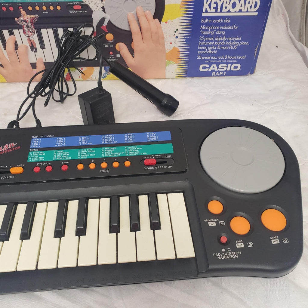 Casio Rapman Yo! The worlds 1st Rap keyboard Microphone included