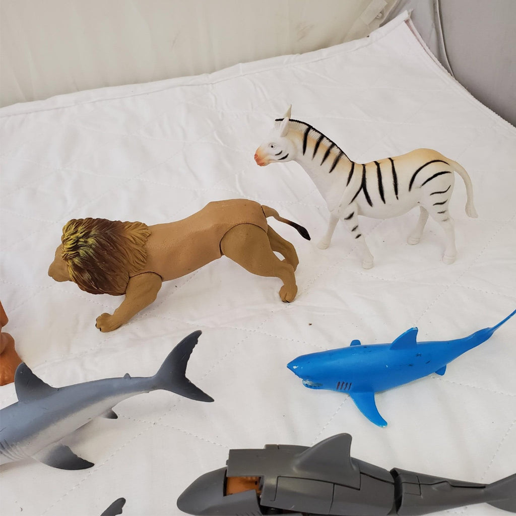 Lot of Assorted Lion, Zebra, Fishes & other Animals Toy Figures