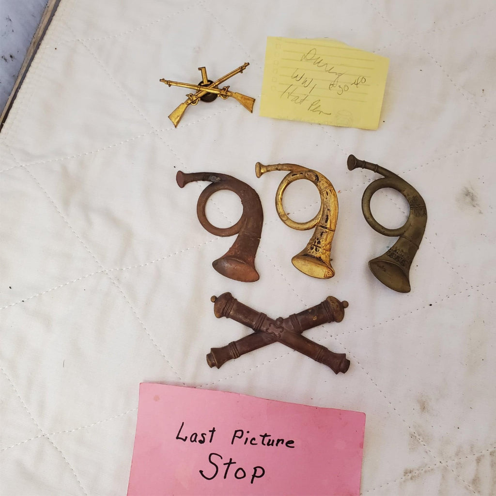 Lot of 5 Union Kepi Cap Badge, Vintage Crossing Rifles Guns and Crossing Cannons