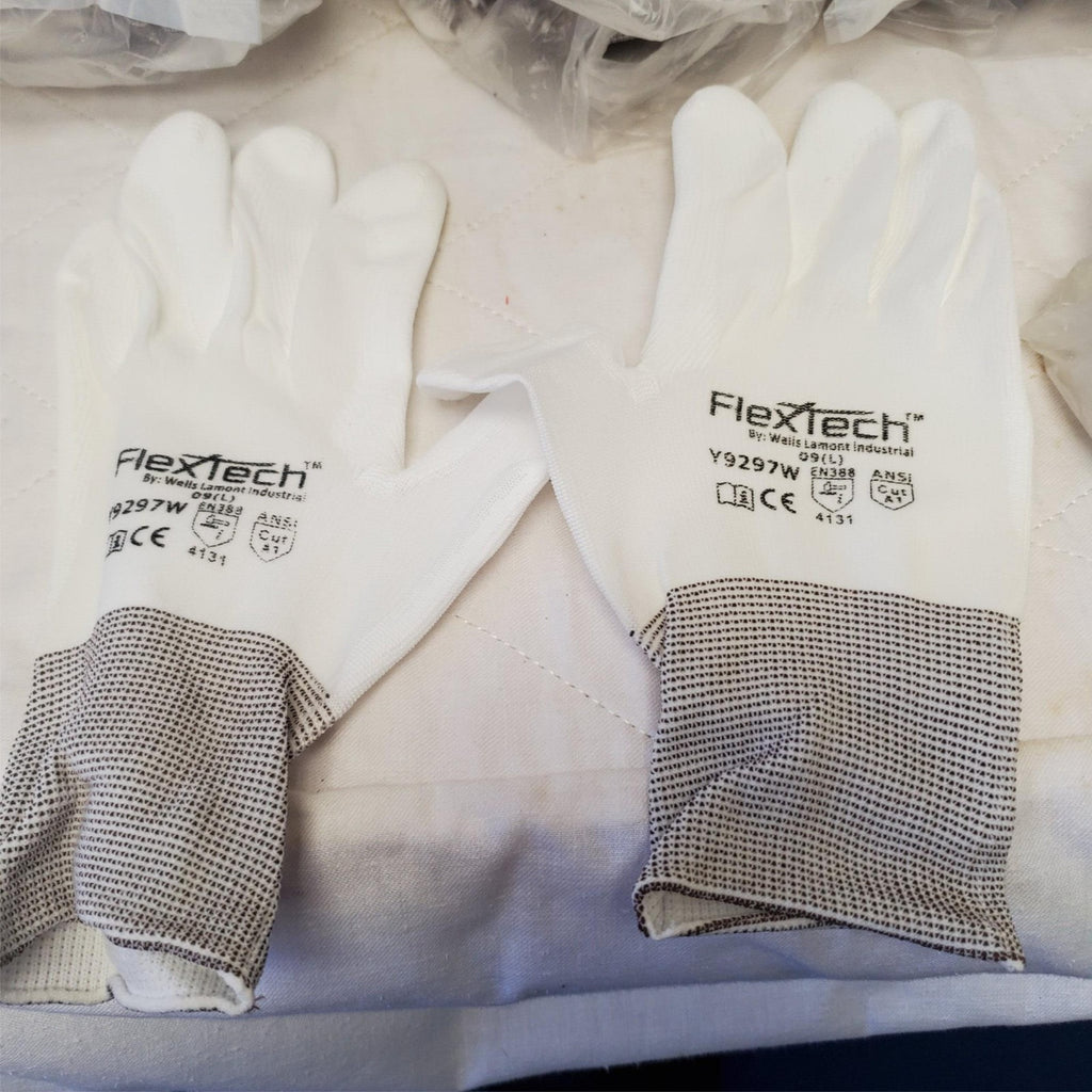 Lot of 87 Pairs FlexTech Assorted White & Grey Hand Gloves Size 9 