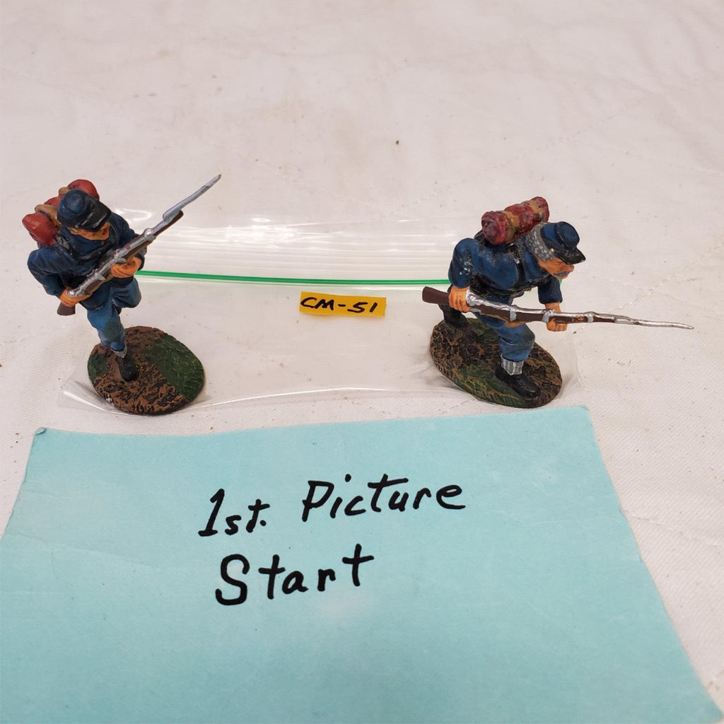 W. Britain Union Infantry Soldiers Advancing Mounted CM-51