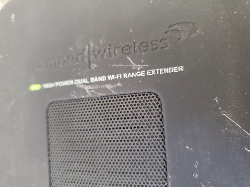 Amped Wireless High Power Dual Band Wi-Fi Range Extender Model SR20000G