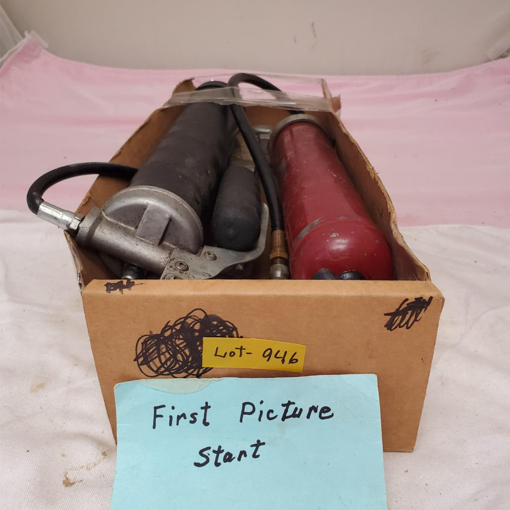 Lot of 2 Pistol Grip Grease Gun Set LOT-946