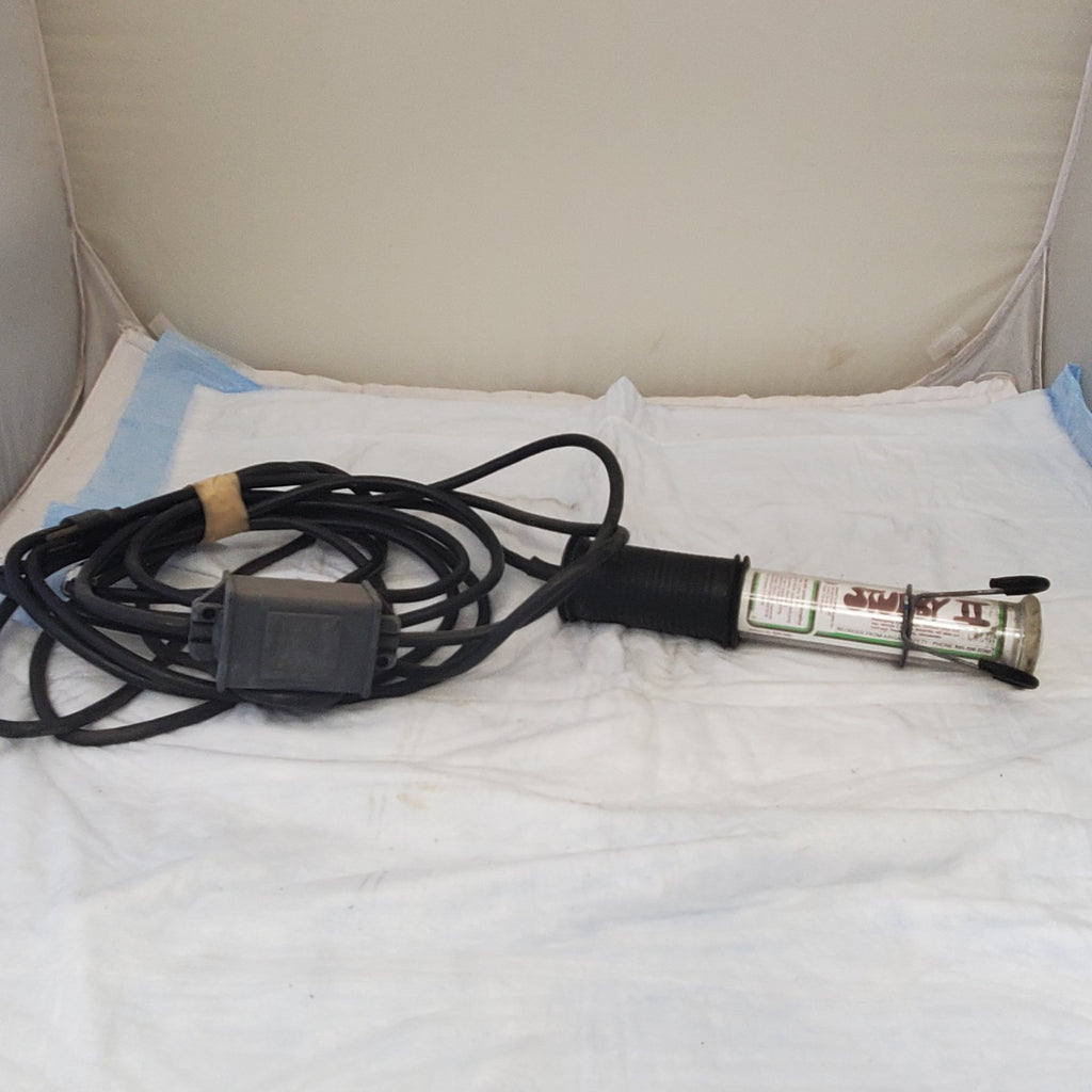 Vintage General Inc Stubby II 13 Watt Fluorescent Light