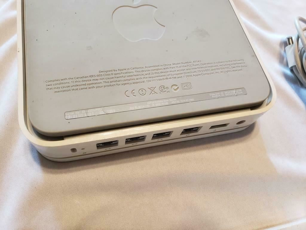 Apple AirPort Extreme Base Station Generation Wi-Fi Wireless Router