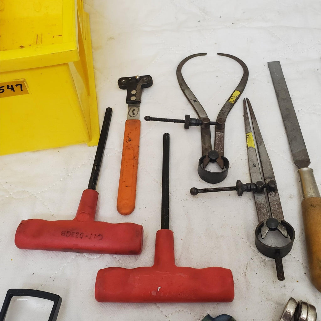 Mixed Lot Precision Hand Tools Scissors Forceps Caliper Pliers Scrapers LOT-547
