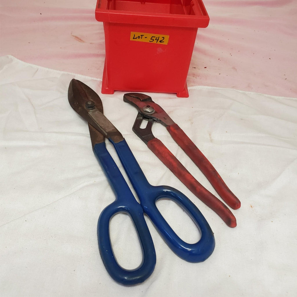 Lot of 2 Tin Snips and Adjustable Tongue Groove Pliers Set LOT-542