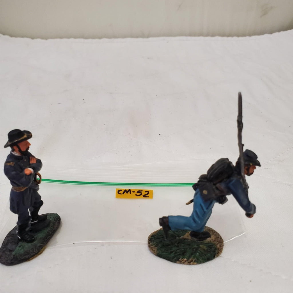 W. Britain #00273 George Meade Figure & Soldier Carrying Gun  CM-52