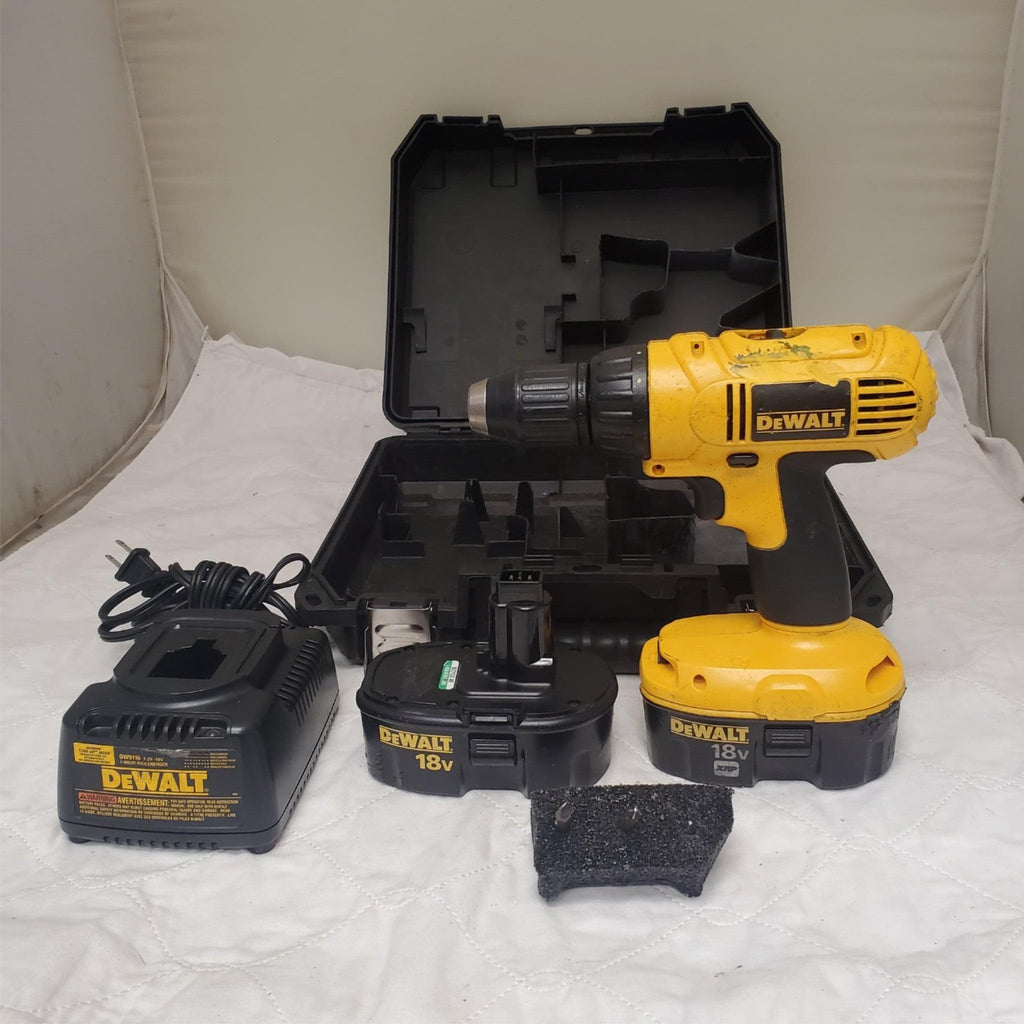 Dewalt 18V DC759 Cordless Drill Impact Driver Kit With Case LOT-516