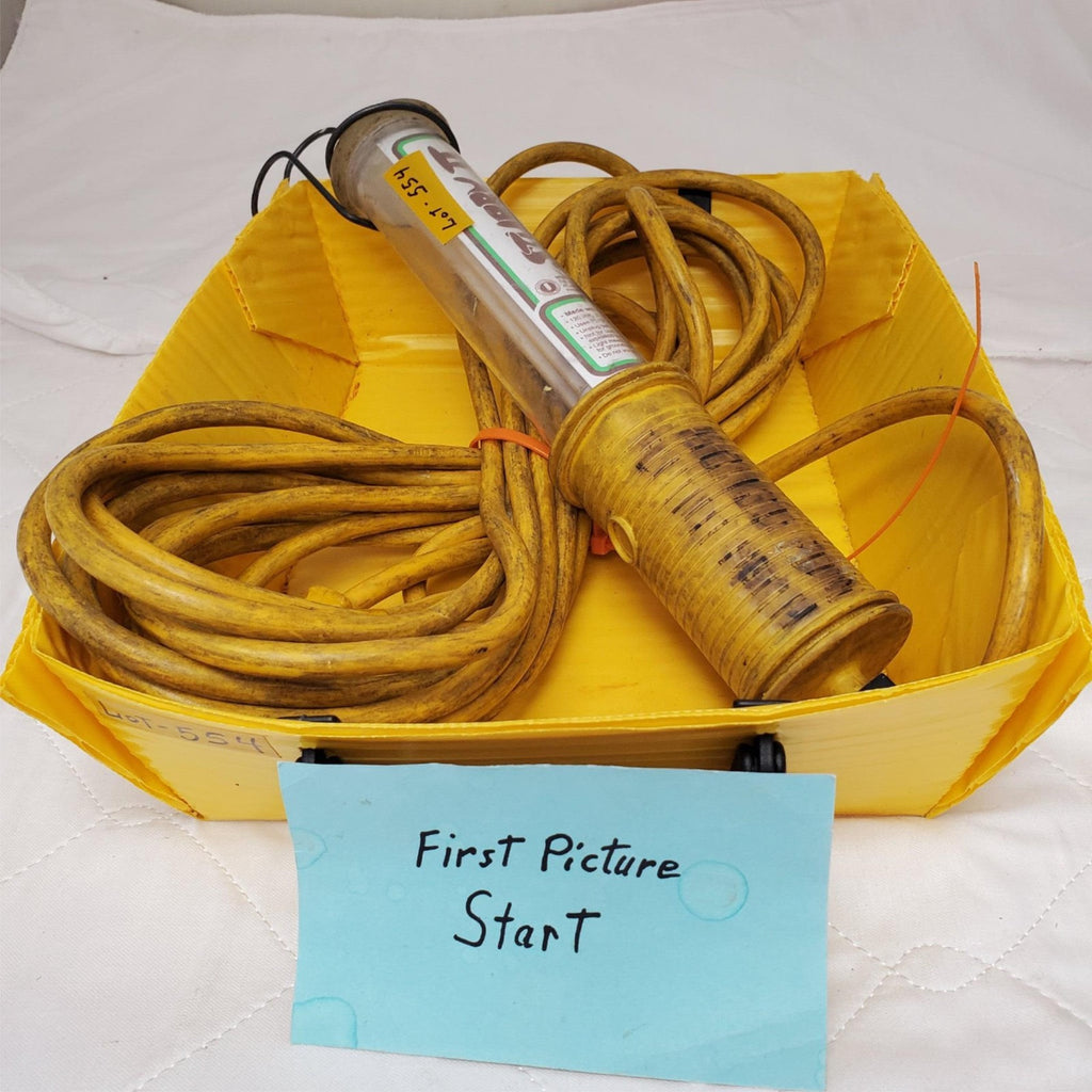 Stewart R Browne Stubby 120V Portable Handheld Work Light LOT-554