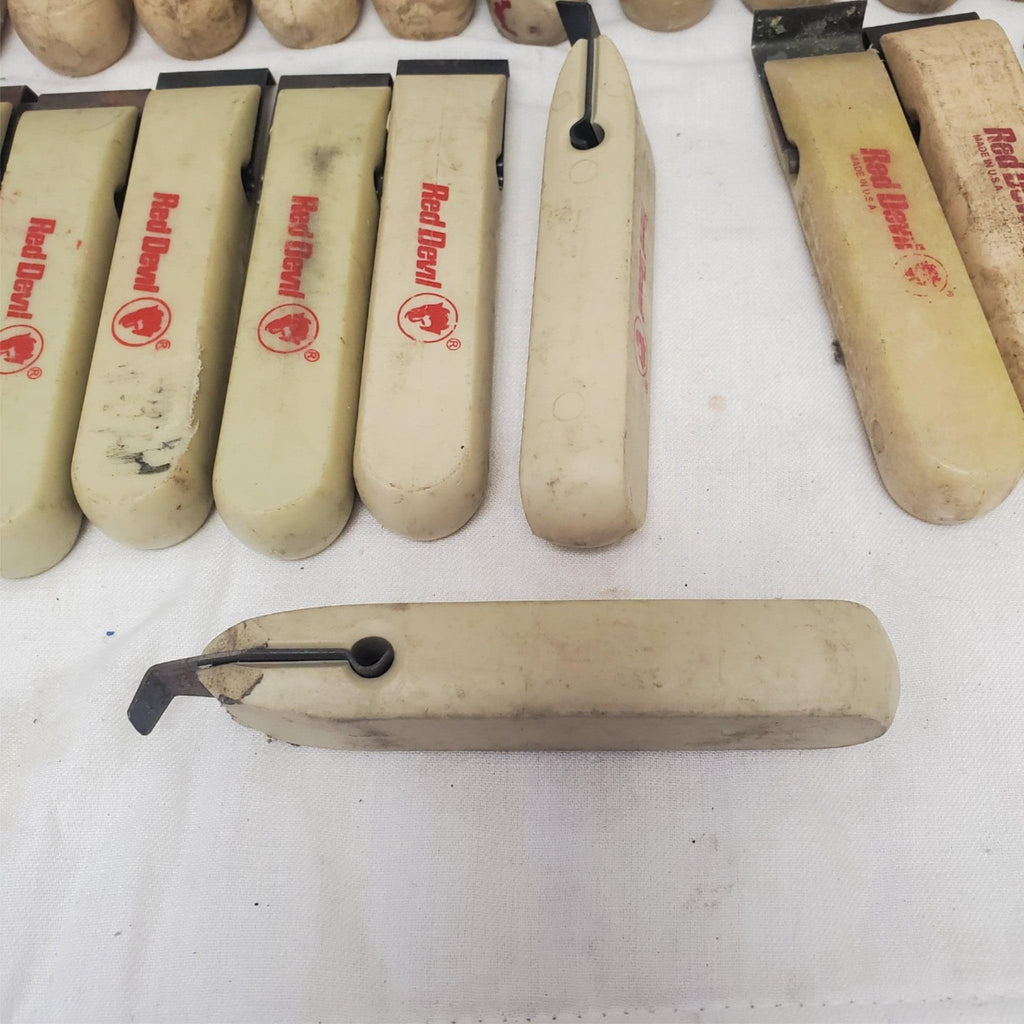Lot of Assorted 24 Red Devil Single Edge Paint Scraper LOT-362