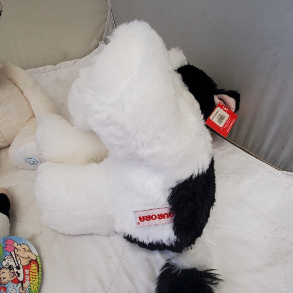 Playmaker Flingshot Flying Screaming COW'S Plush Farmyard Flyer Toy Set