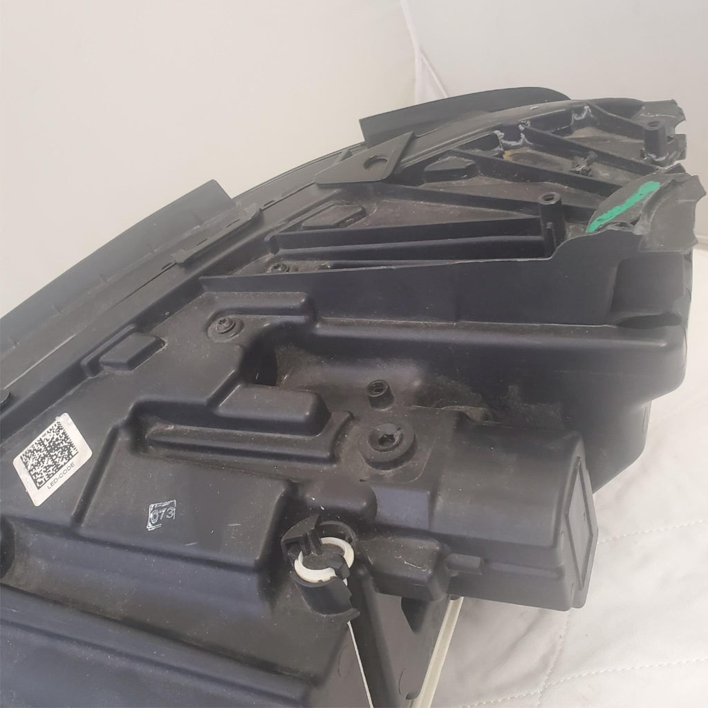 2017-2019 Mercedes Benz E Class Sedan Right Led Headlight A213-906-44-04 Kz