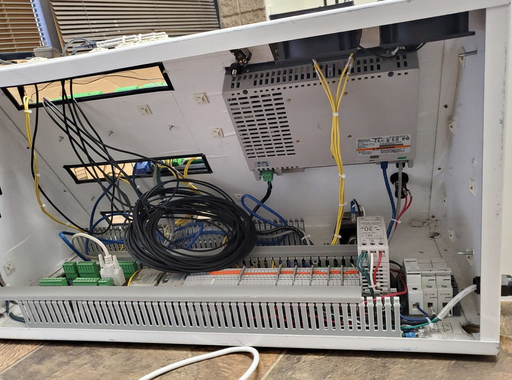 Genuine Schneider Electric Magelis HMI Touch Panel Smart