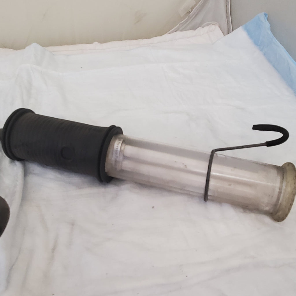 Vintage General Inc Stubby II 13 Watt Fluorescent Light