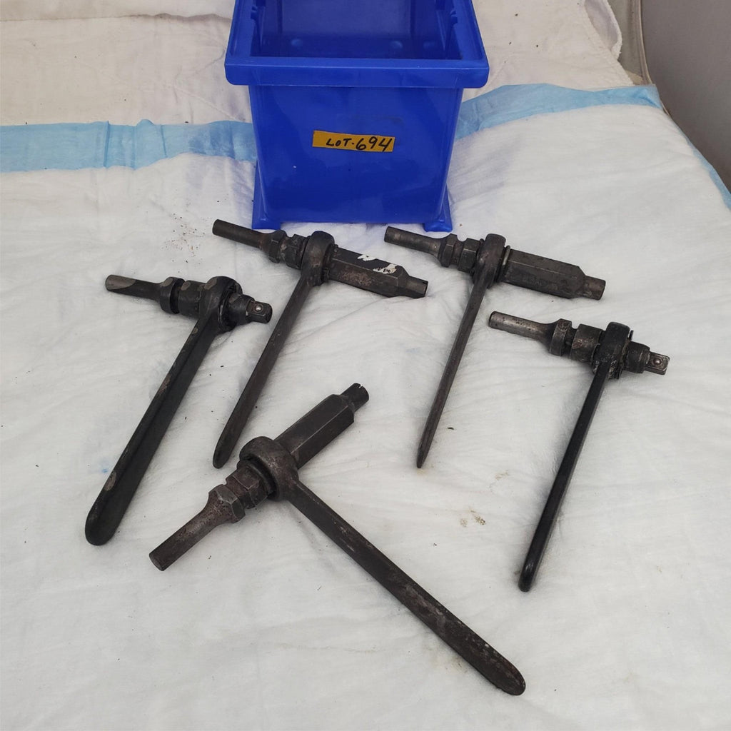 Lot of 5 Assorted Screw Removal Impact Tool LOT-694