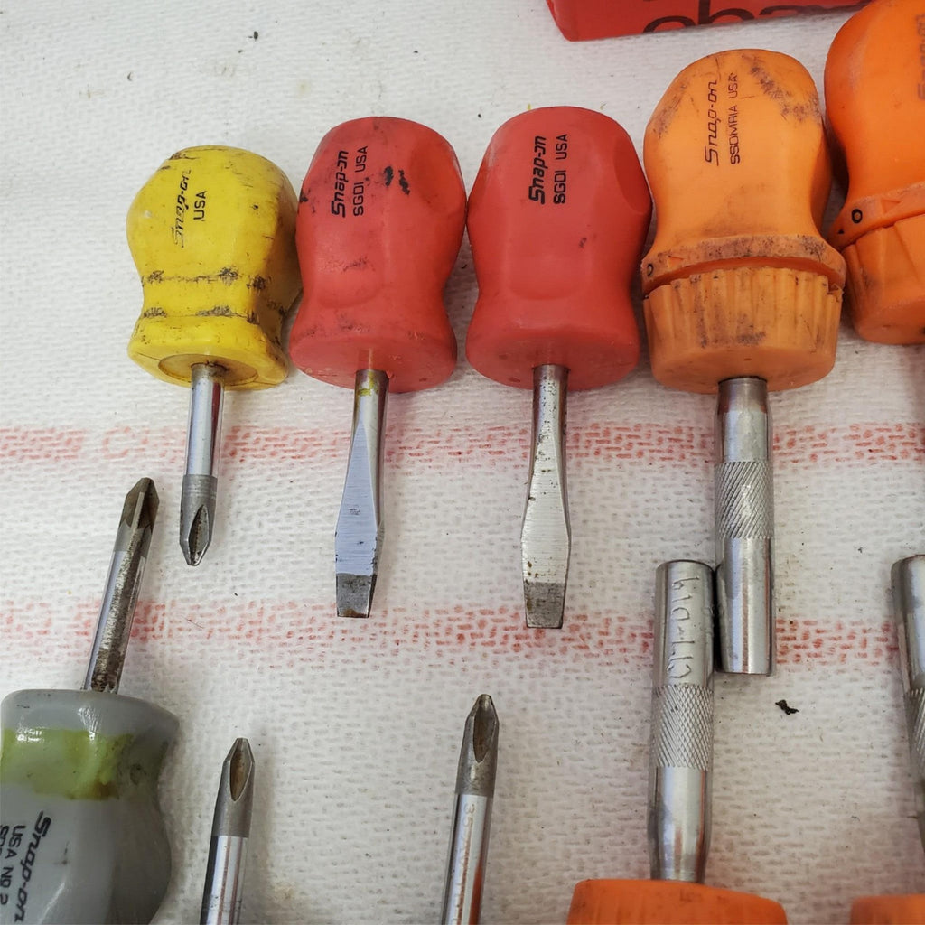 Lot of 13 Snap on Stubby Screwdriver & Ratcheting Screwdriver LOT-1044