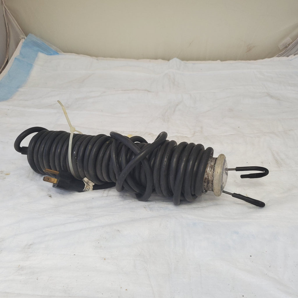Used General Manufacturing Stubby II 13 Watt Fluorescent Light