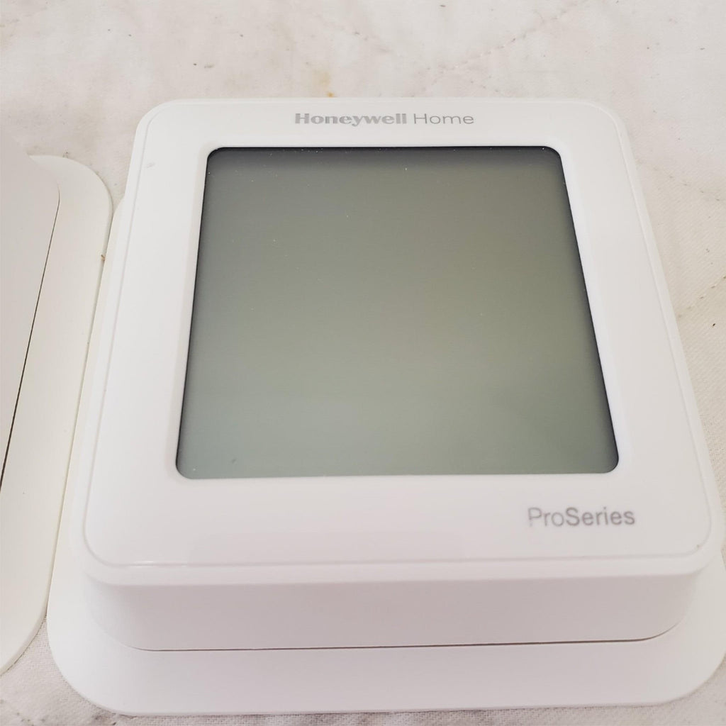 Lot of 2 Honeywell Home Pro Series Thermostat