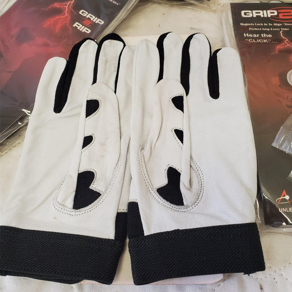 Lot of GRIP2RIP Baseball Softball Tee Ball Batting Gloves with Nike Bag