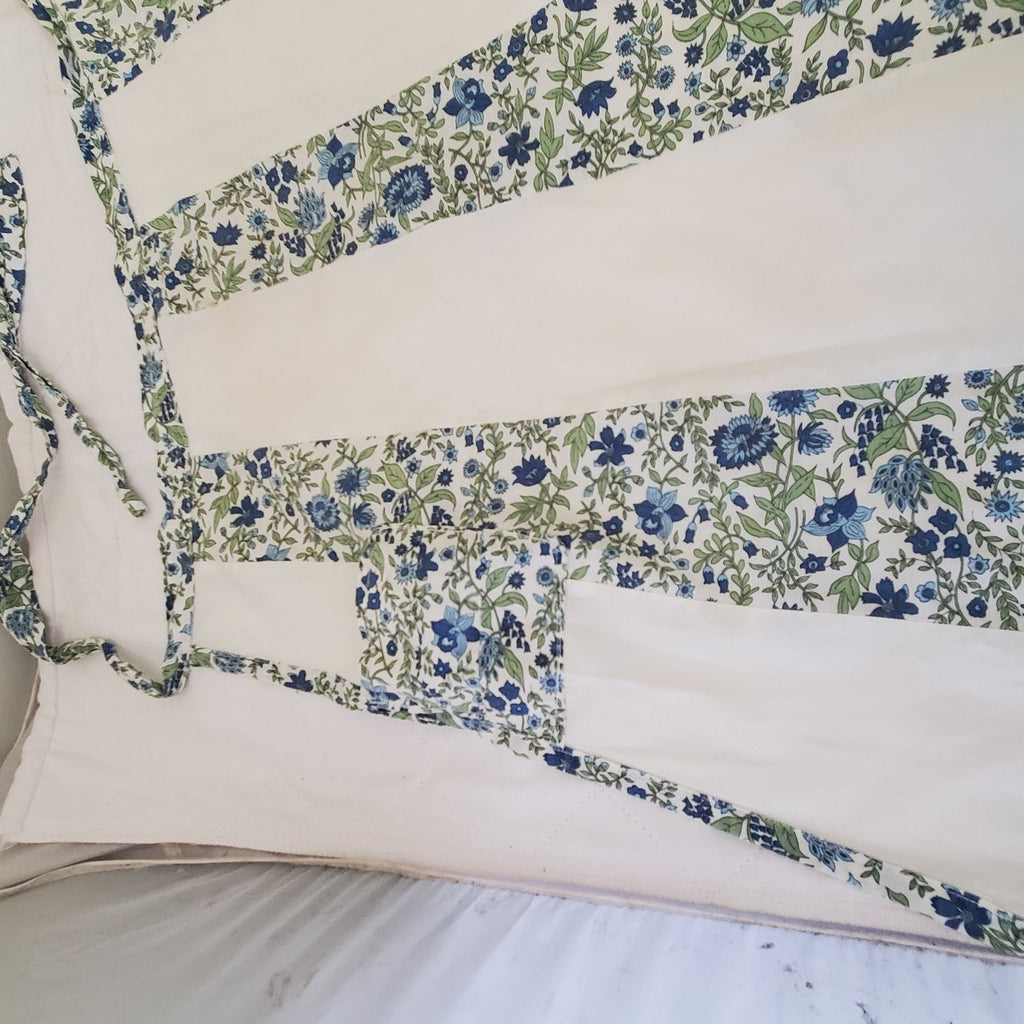 Vintage Lot of 2 Floral Flower Aprons