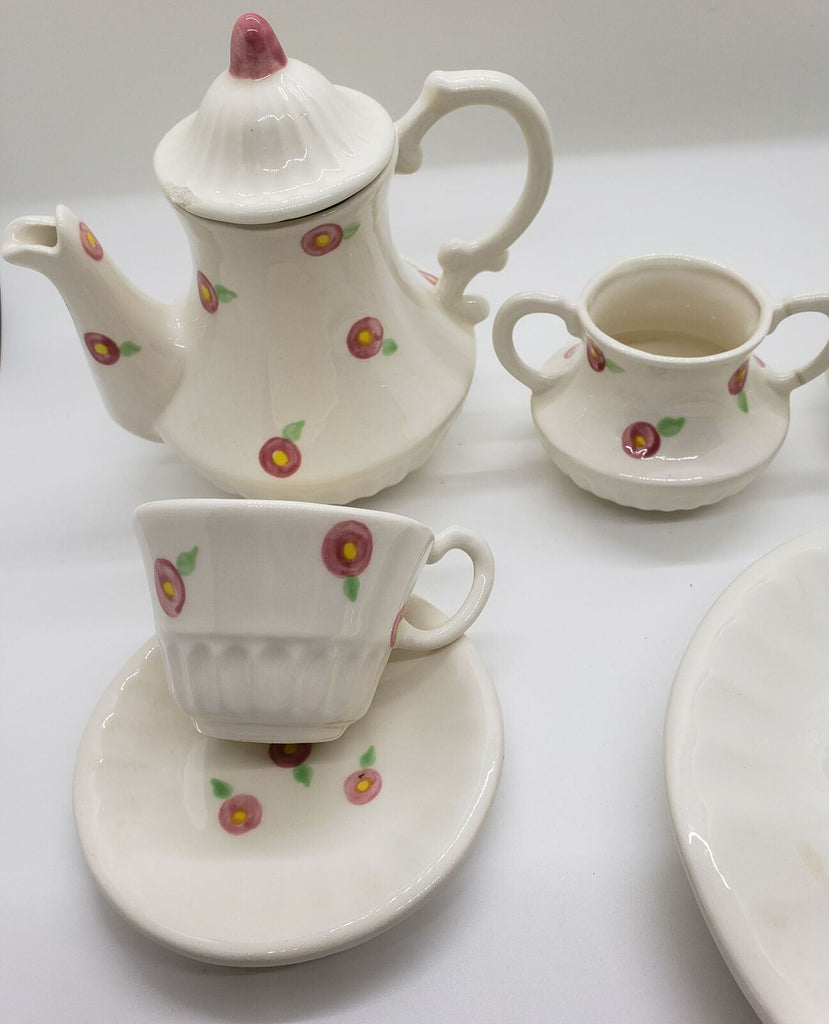 Vintage Modern TeaPot Cup Sugar-Cup Saucer Beautiful White Ceramic Tea Set