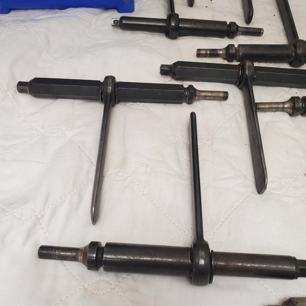 Lot of 10 Assorted Screw Removal Impact Tool LOT-409