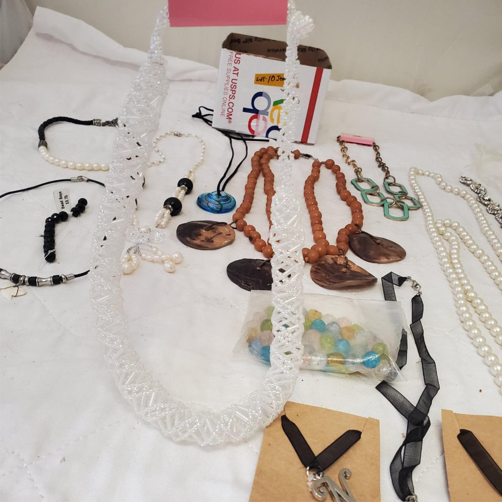 Lot of Assorted Various Silver, Pearl, Beads Necklaces  LOT-10