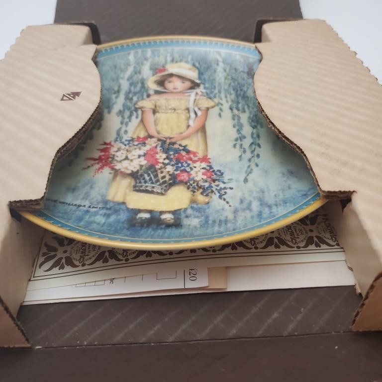 Vintage Edwin Knowles "Easter" Collector Plate. Jessie Willcox Smith