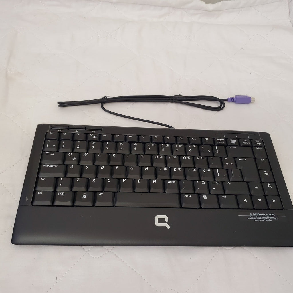 HP Compaq Ps/2 Latin America Keyboard 505055-161 Excellent Condition
