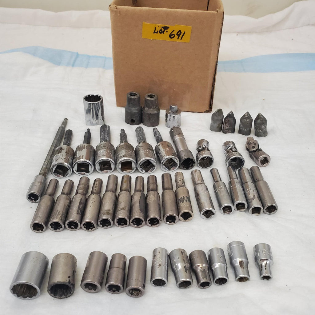 Large Lot of Assorted Mixed Drive Impact Sockets LOT-691