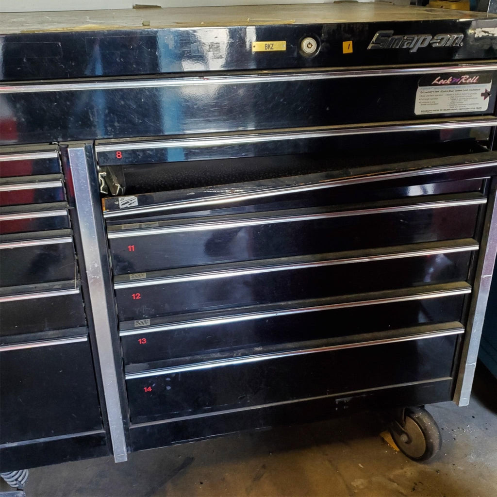 SNAP ON Tool Box Triple Bank w/14Lock n Roll Drawers (1) Local Pickup Only