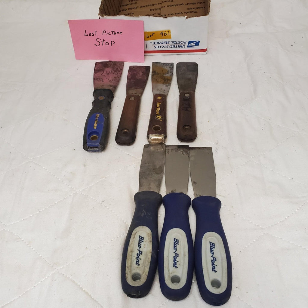 Lot of 7 Assorted Putty Knives and Scrapers LOT-963