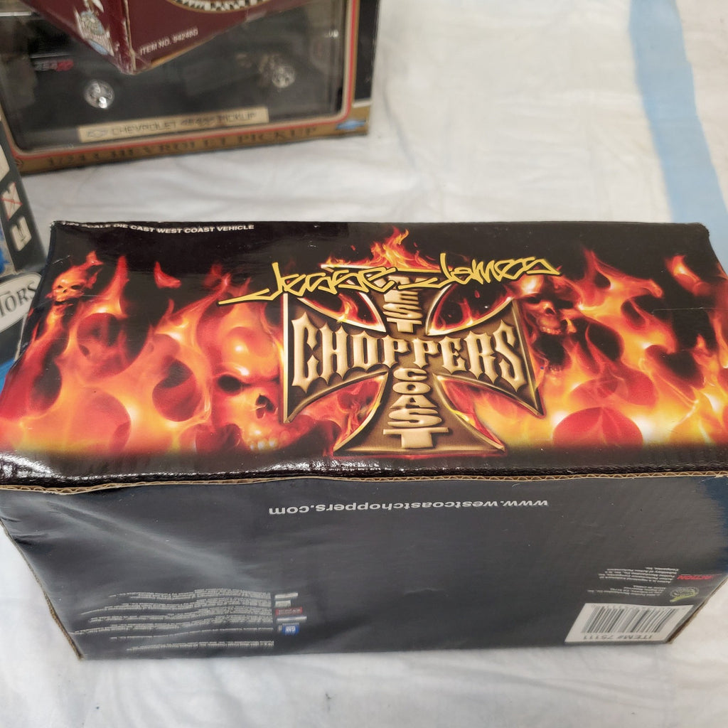 Testors Builder Silver Series, Chevrolet 454 SS, West Coast Choppers and Lot Car