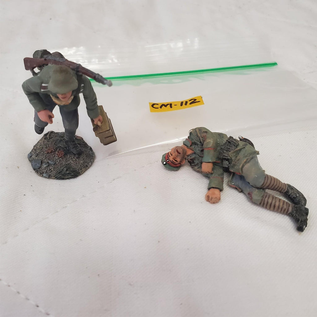 W. Britain 23089 1916-18 German Infantry Advancing with Ammo Box  CM-113