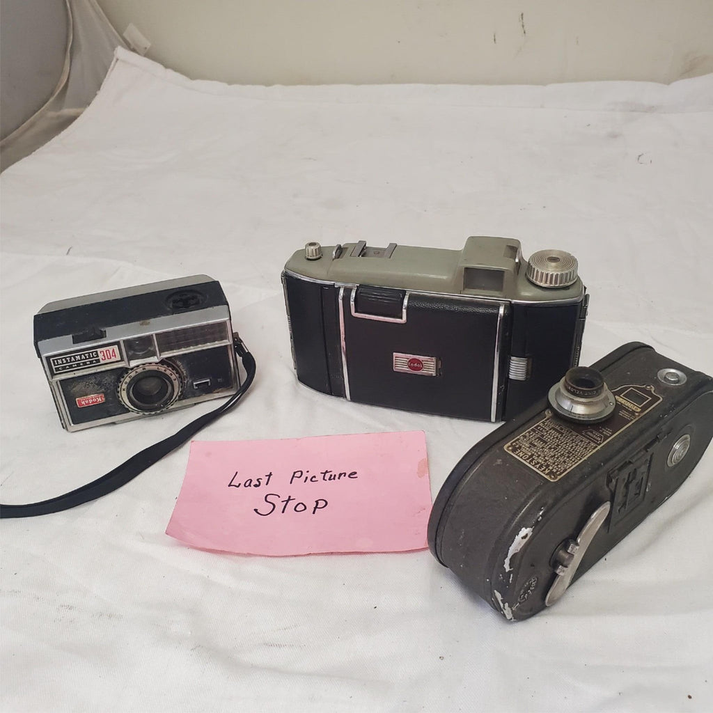 Lot of 3 Vintage Instamatic 304, Keytone 8 M.M & Kodak Tourist Camera