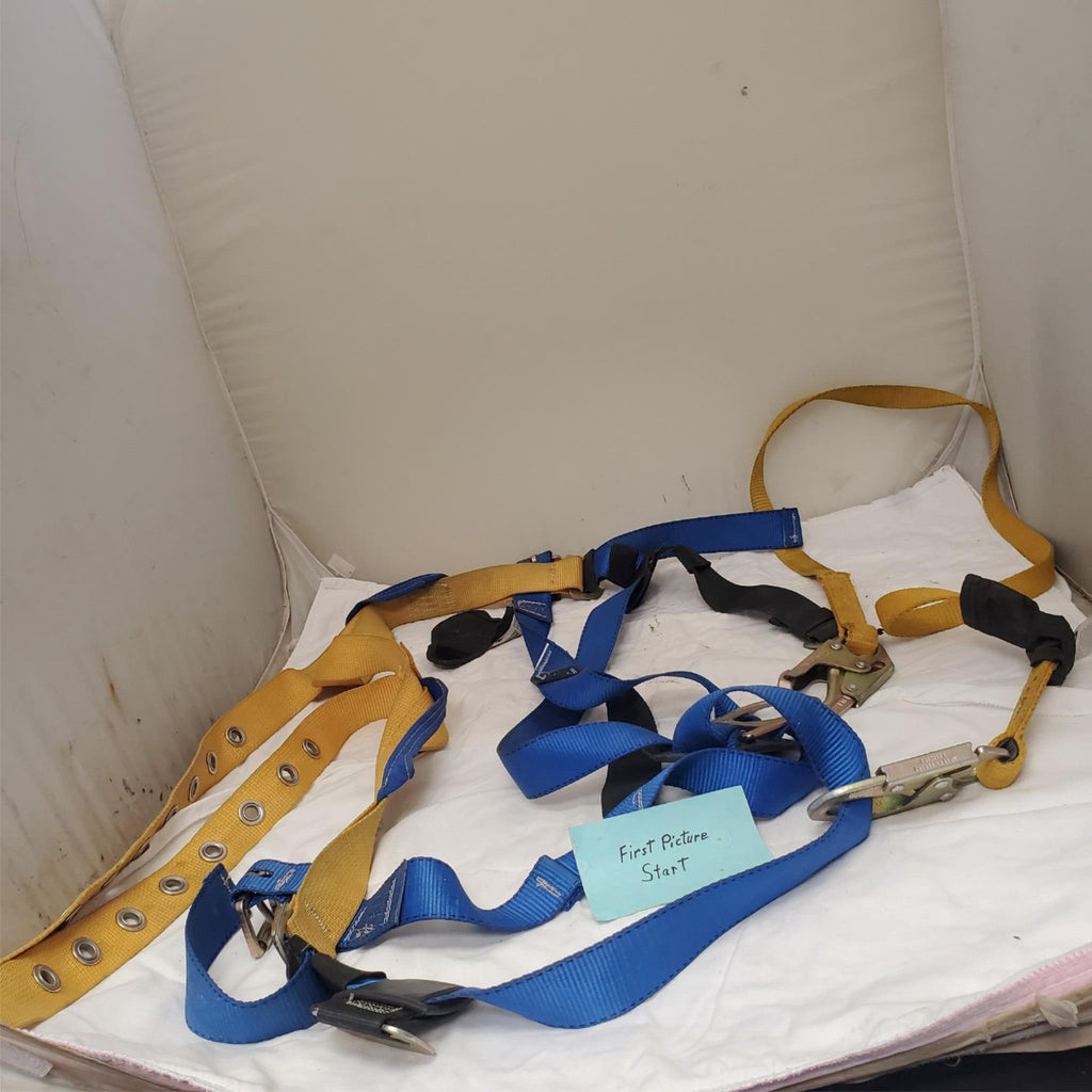 Werner Model C111106 Litefit Plus Construction Harness ML/MG  