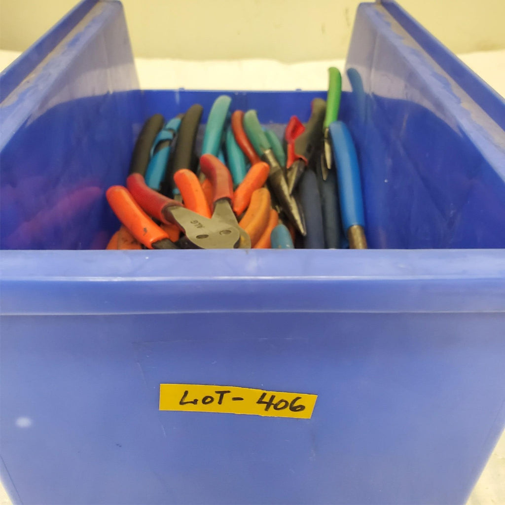 Lot of 31 Assorted Side Cutting Pliers LOT-406