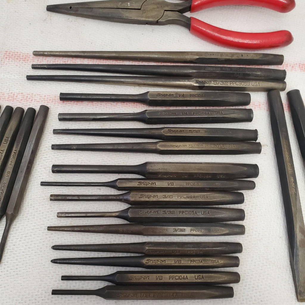 Lot of Assorted Snap-On Tools Starter Punch Flat Chisel Kit & Pillers LOT-1045