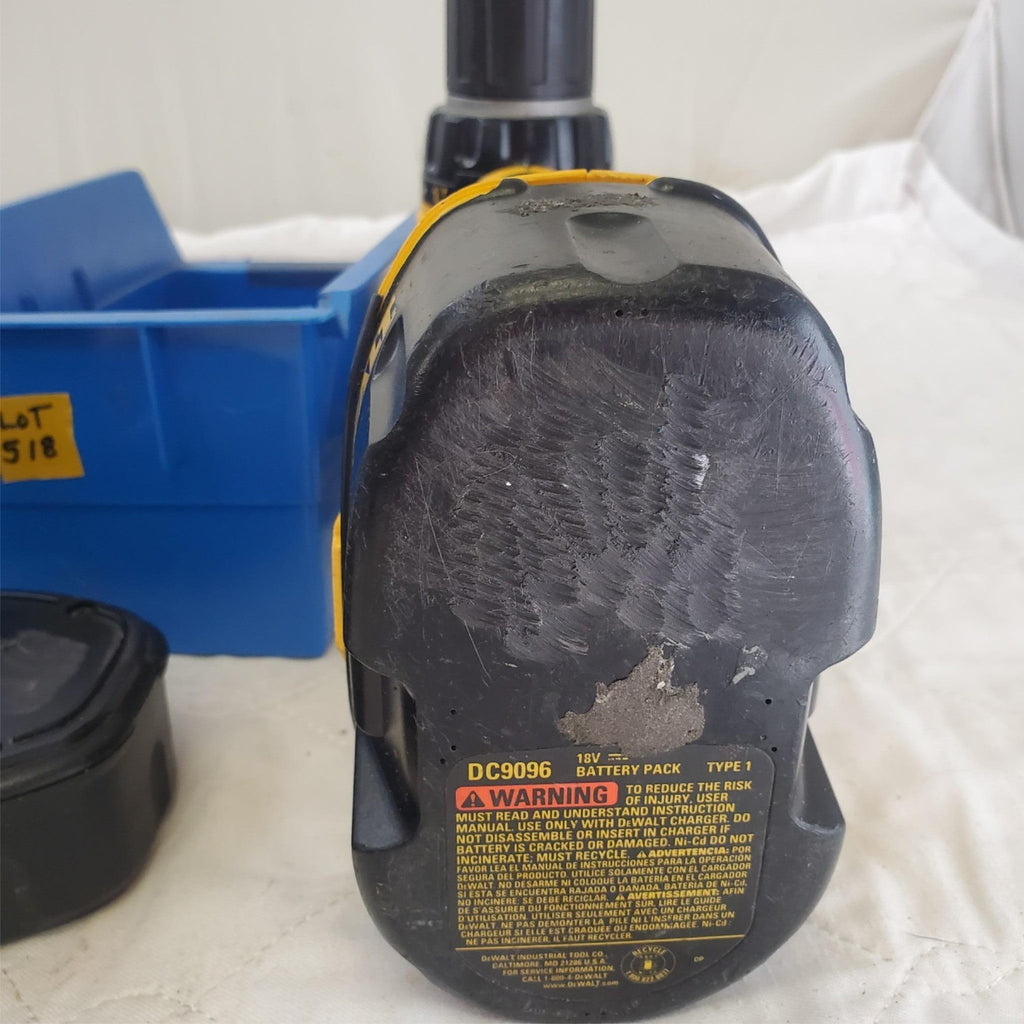 Dewalt 18V XRP DC720 Cordless Drill Driver with Battery & Charger LOT-518