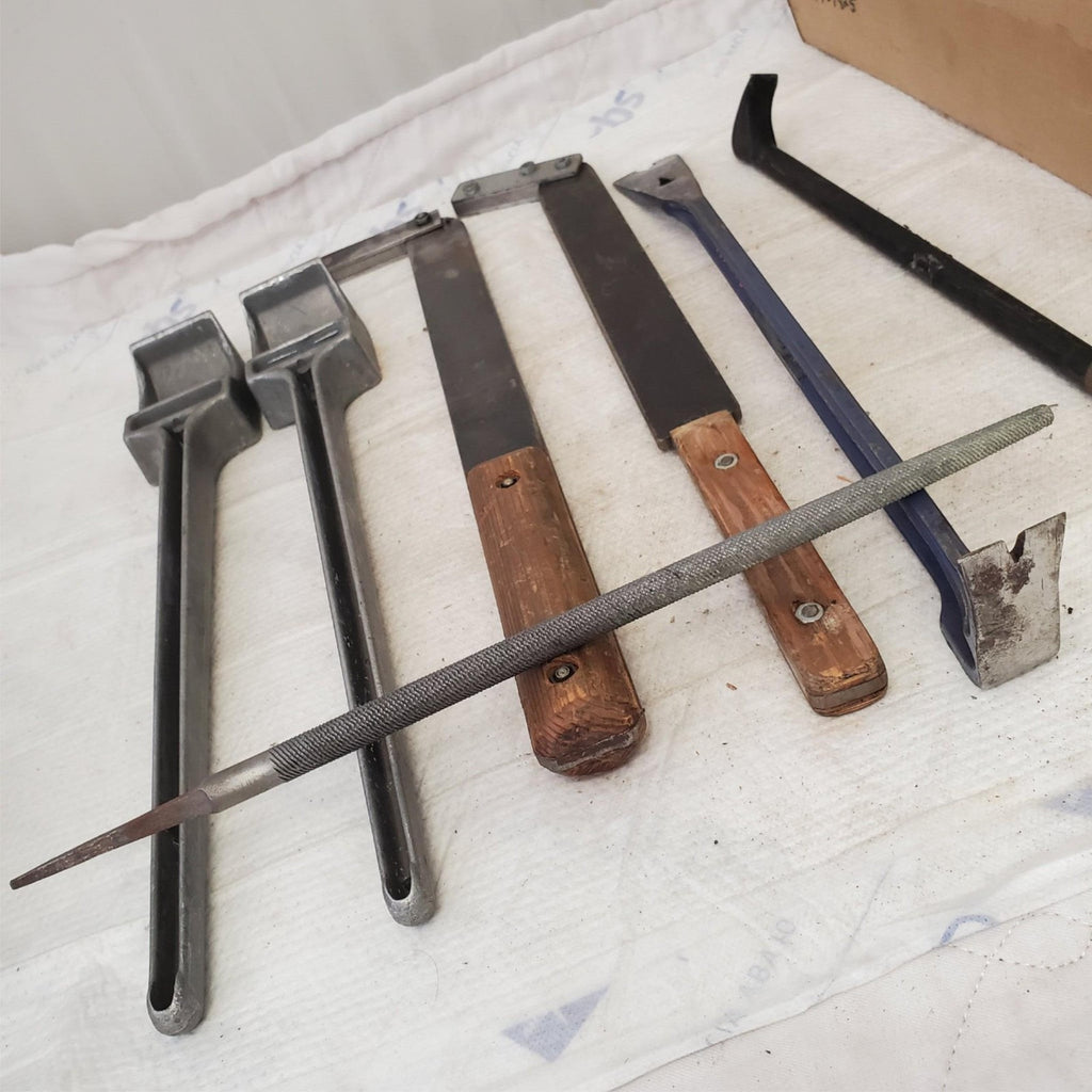Lot of Tools 18 inch Erie Tools and 35-MLG1-001 LOT-234