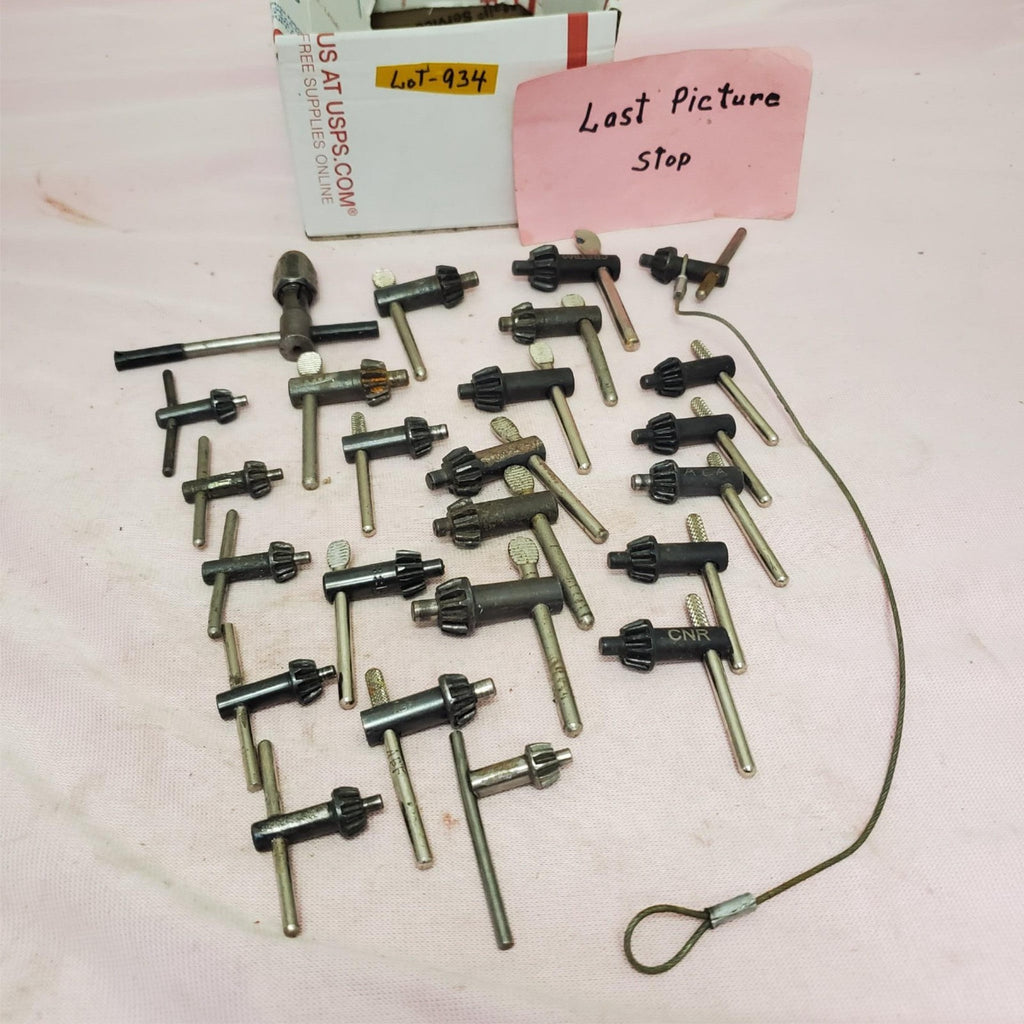 Lot of Assorted Drill Chuck Keys Set LOT-934