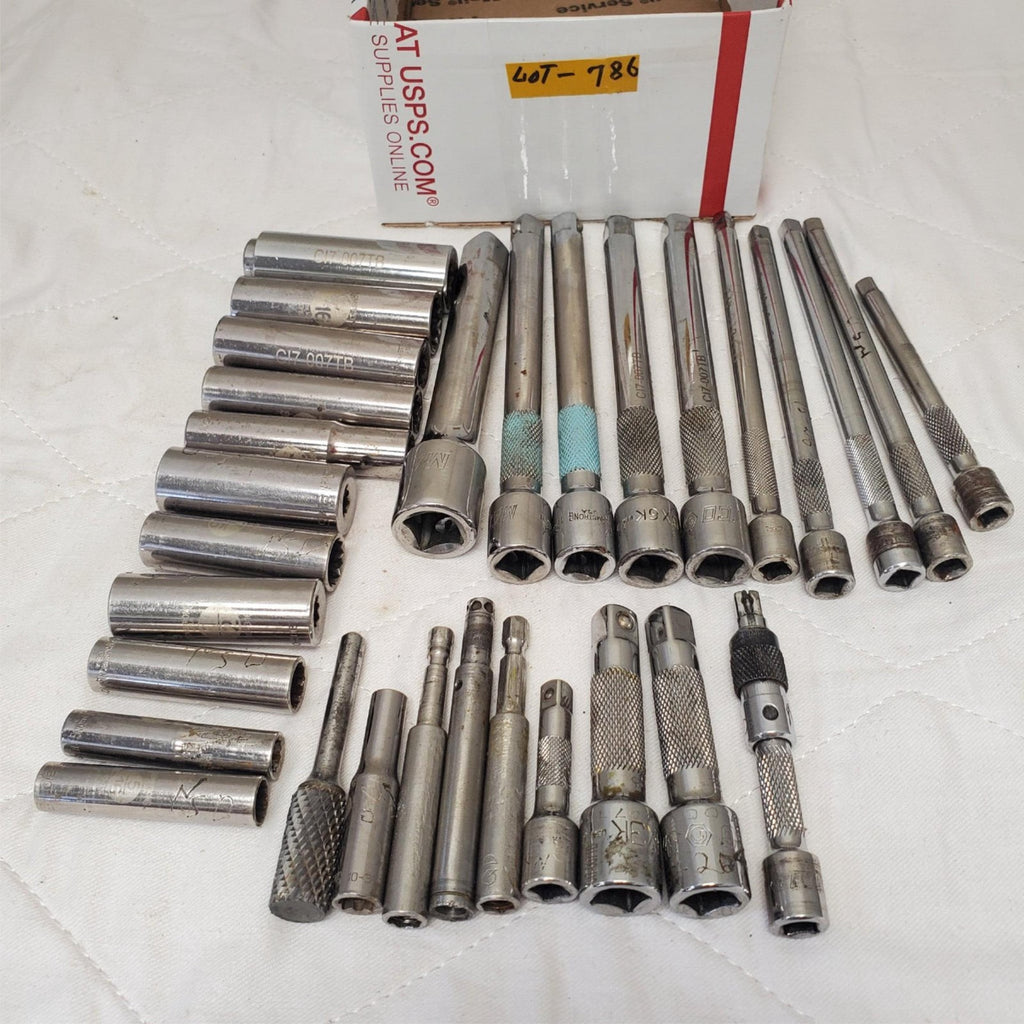 Lot of 30 Assorted Vintage & Modern Socket Extensions & Nut Drivers Lot-786