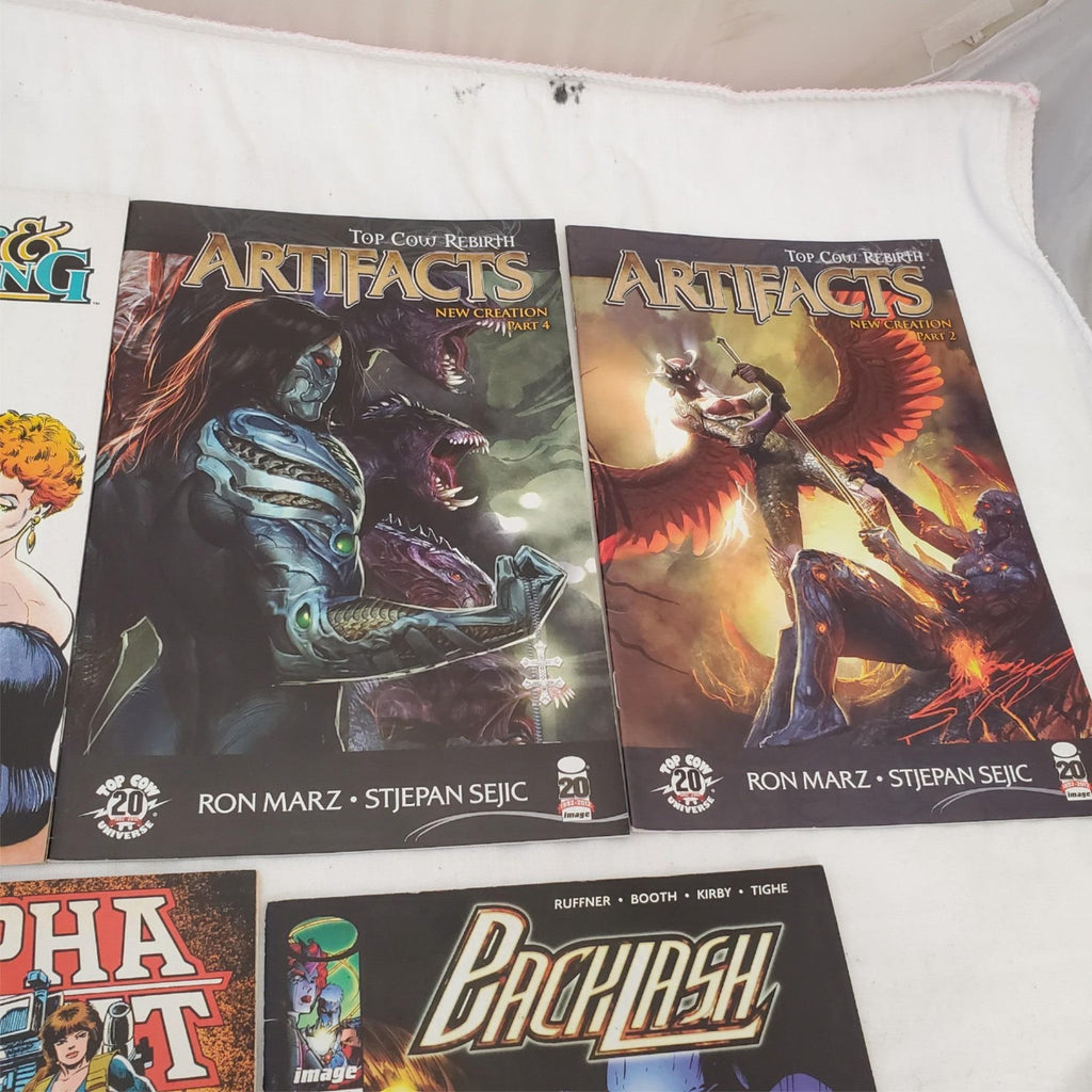 Lot of 7 Archer & Armstrong Artifacts Backlesh & Other Marvel Comic Books #24
