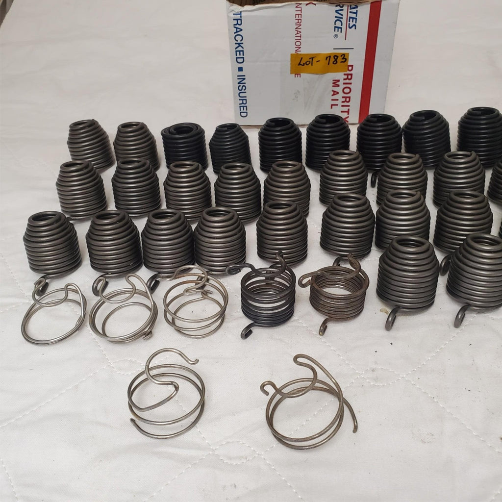 Lot of 41 Rivet Gun Retainer Springs LOT-783