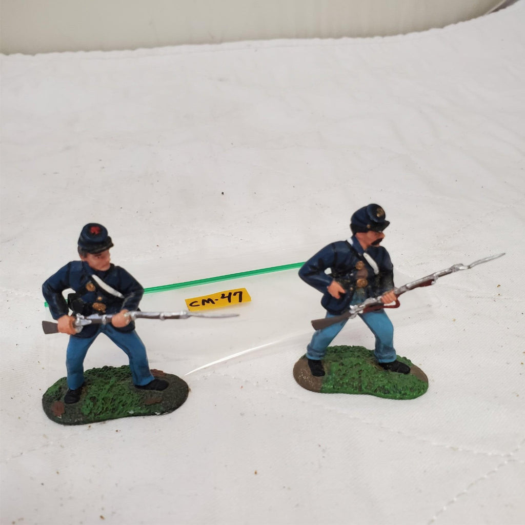 Conte ACW Union Infantry Soldiers Loading Rifle Mounted CM-47