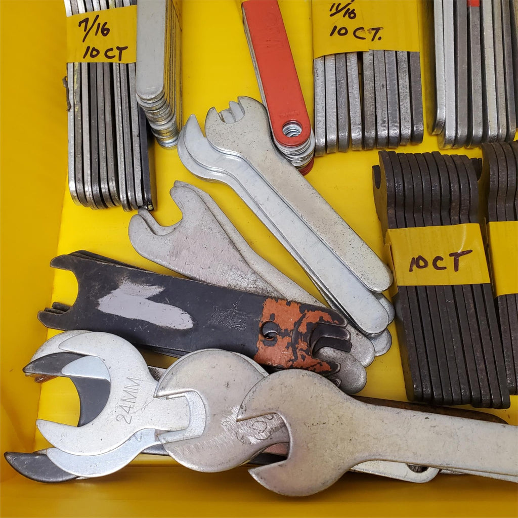 Combination Wrenches & Key Set in Different Sizes Lot 107