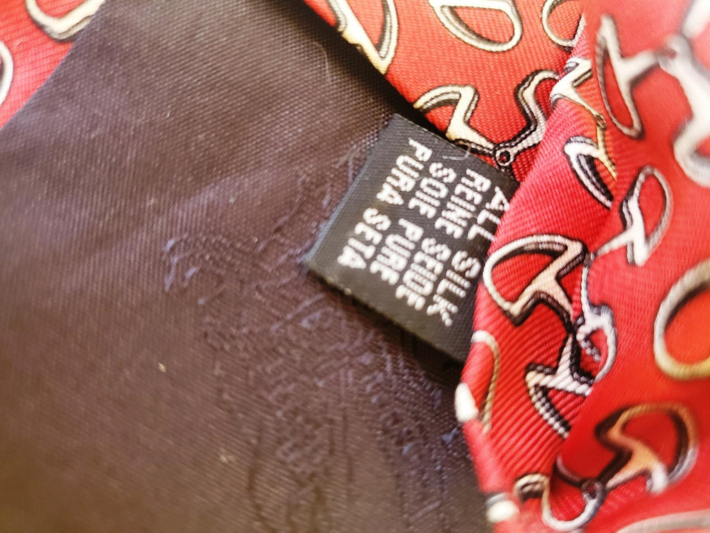 Burberry London Men's Classic Neck Tie Made In England Dry Clean Only